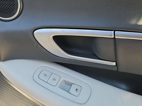 Used 2025 Hyundai Sonata SEL FWD image 34