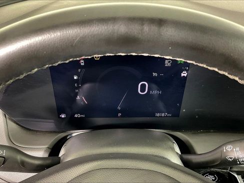 Used 2024 Buick Encore GX Sport Touring image 29