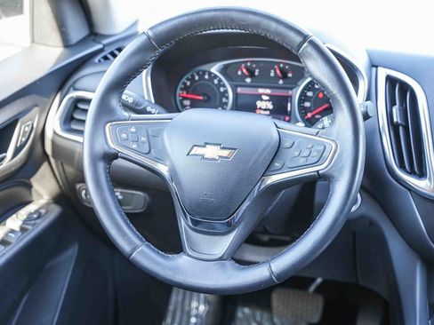 Used 2019 Chevrolet Equinox LT w/ Sun & Navigation Package AWD/4WD image 15