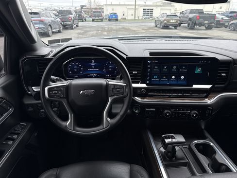 Used 2024 Chevrolet Silverado 1500 RST w/ Convenience Package II AWD/4WD image 3