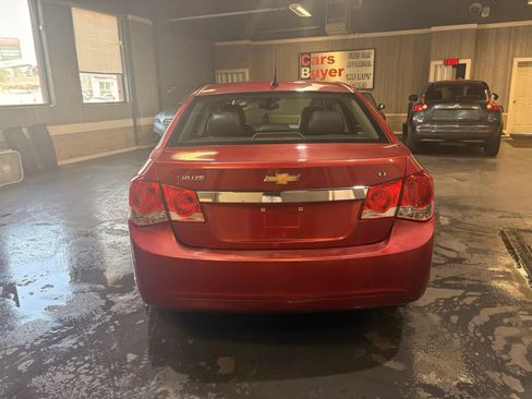 Used 2011 Chevrolet Cruze LT FWD image 5