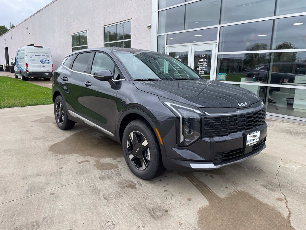 New 2027 Kia Sportage LX AWD/4WD image 1