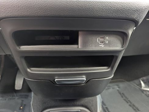 New 2026 Chrysler Pacifica Select w/ S Appearance Package image 29