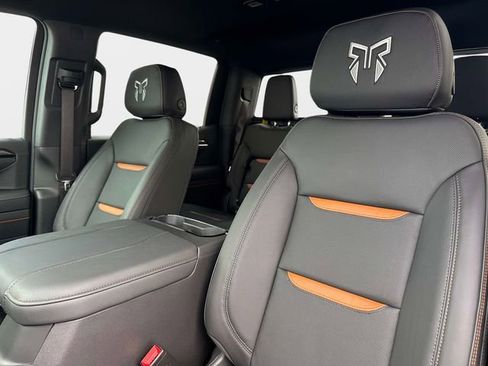 New 2026 GMC Sierra 1500 AT4 w/ AT4 Premium Package AWD/4WD image 20
