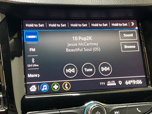 Used 2021 Chevrolet Trax LT image 24