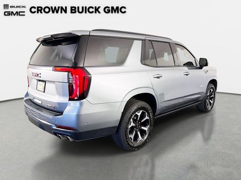 Certified 2025 GMC Yukon AT4 w/ AT4 Premium Package AWD/4WD image 5