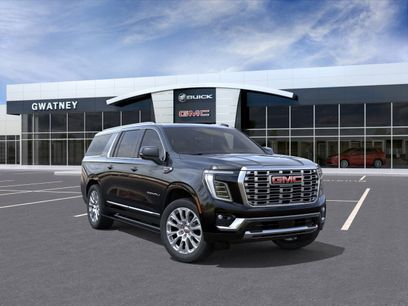 New 2026 GMC Yukon XL Denali w/ Sun & Power Step Package