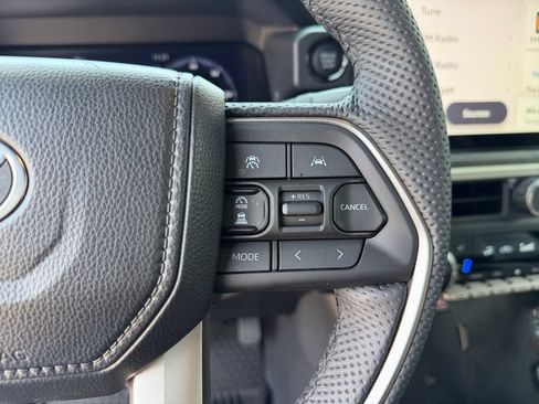 Certified 2026 Toyota Tacoma Limited AWD/4WD image 20