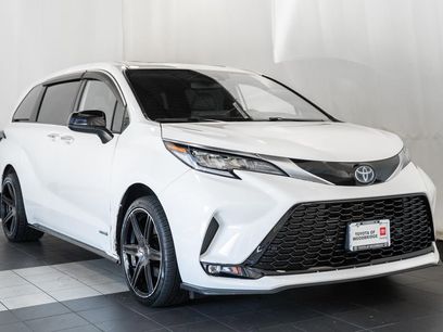 Used 2021 Toyota Sienna XSE