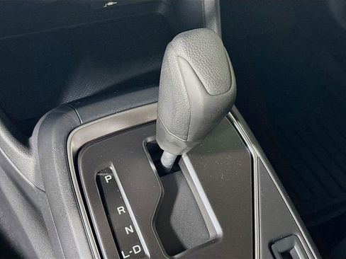 Certified 2025 Subaru Impreza 2.0i image 18