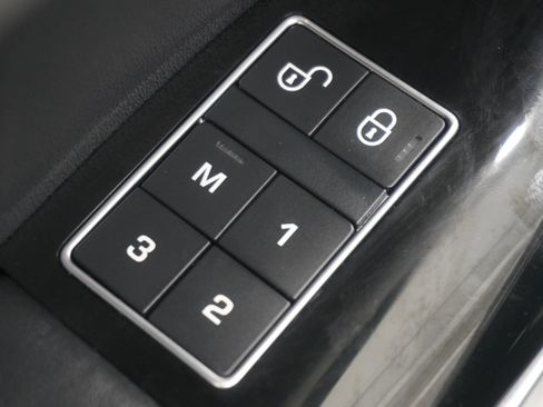 Used 2016 Land Rover Range Rover HSE AWD/4WD image 17
