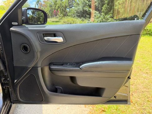 Used 2017 Dodge Charger R/T Scat Pack image 13