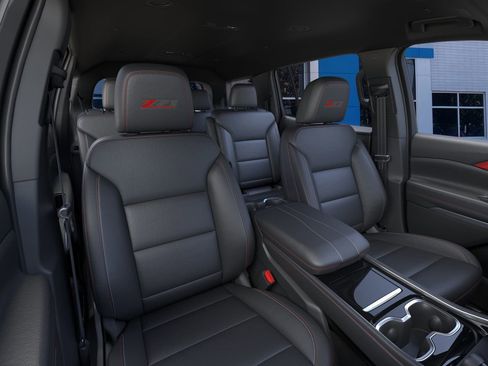 New 2026 Chevrolet Traverse Z71 w/ Enhanced Driving Package image 16