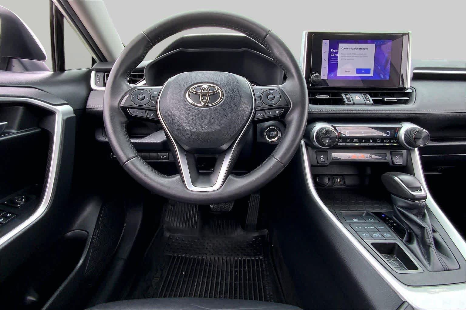 Used 2023 Toyota RAV4 XLE Premium AWD/4WD image 6