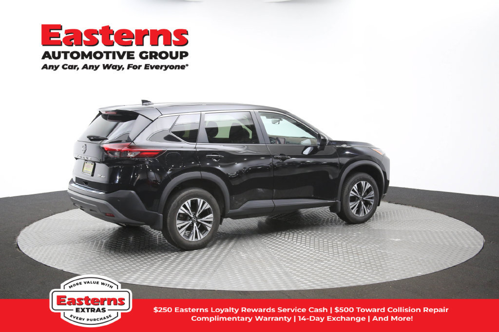 Used 2023 Nissan Rogue SV AWD/4WD image 44