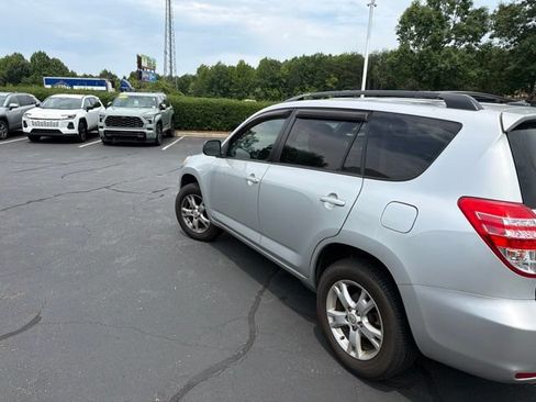 Used 2011 Toyota RAV4 2WD w/ Upgrade Value Pkg image 7