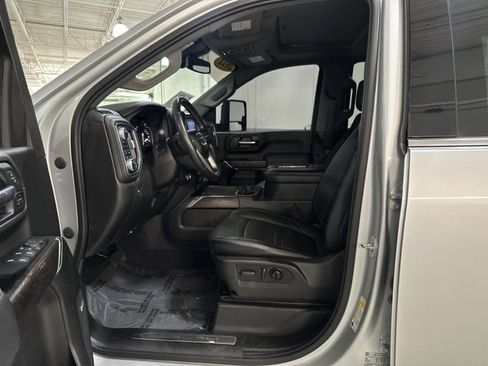 Used 2022 GMC Sierra 2500 Denali image 15