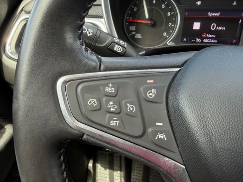 Used 2022 Chevrolet Equinox Premier AWD/4WD image 25