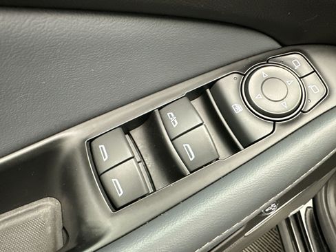 Certified 2023 Buick Enclave Essence w/ Experience Buick Package AWD/4WD image 15