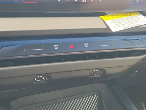 New 2025 BMW X3 xDrive30i w/ Premium Package image 26