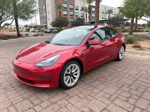 Used 2022 Tesla Model 3 RWD image 6