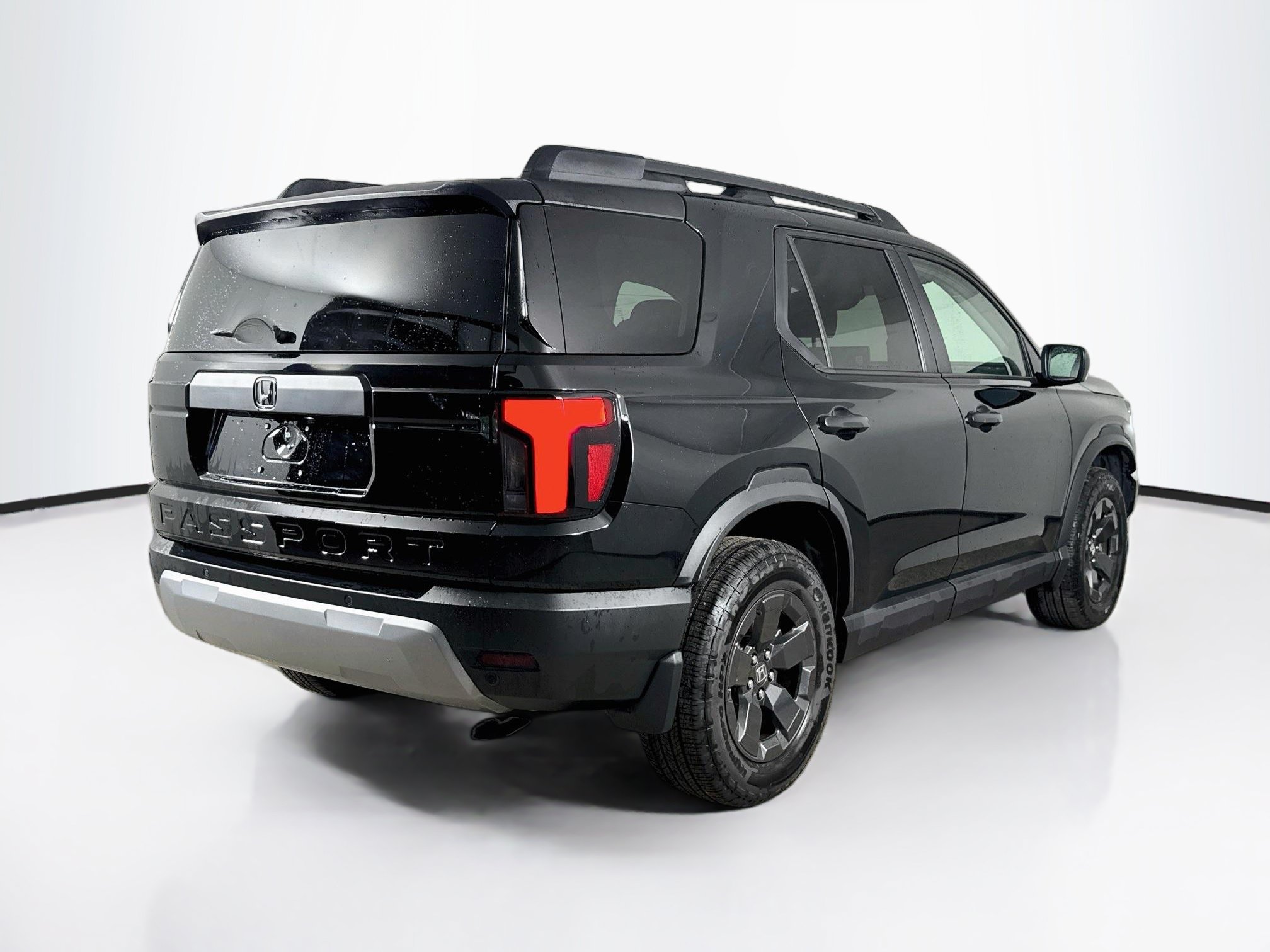 Certified 2026 Honda Passport RTL image 32