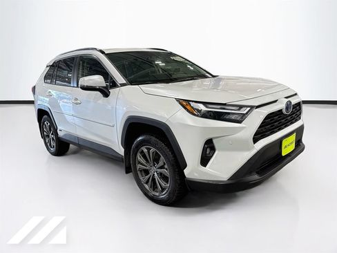 Used 2024 Toyota RAV4 XLE Premium w/ Weather Package AWD/4WD image 3