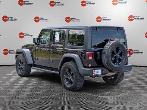 Used 2021 Jeep Wrangler Unlimited Sport AWD/4WD image 7