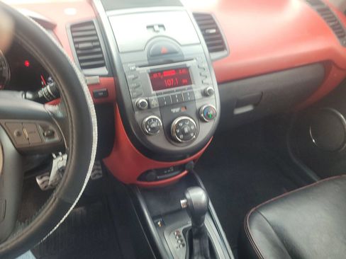 Used 2011 Kia Soul Sport w/ Premium Pkg image 8