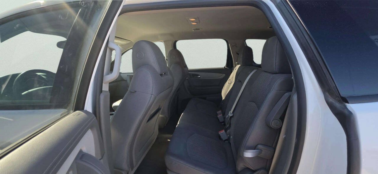 Used 2016 Chevrolet Traverse LS FWD image 7