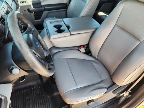 Used 2017 Ford F250 XL w/ Power Equipment Group AWD/4WD image 14
