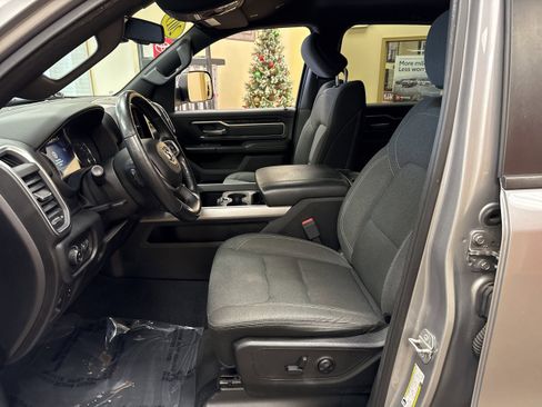 Used 2019 RAM 1500 Big Horn image 7