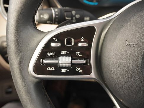 Used 2021 Mercedes-Benz GLC 300 4MATIC image 47