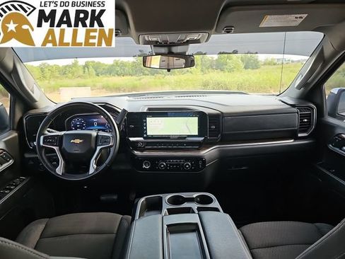 Used 2024 Chevrolet Silverado 1500 LT AWD/4WD image 20