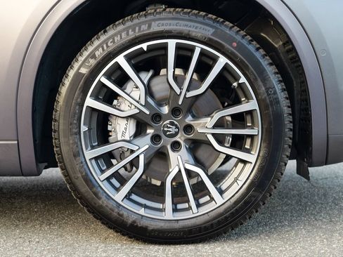 Used 2025 Maserati Grecale GT AWD/4WD image 12