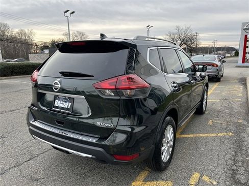 Used 2019 Nissan Rogue SV image 8