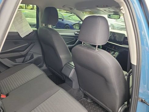 Certified 2025 Volkswagen Jetta S FWD image 8