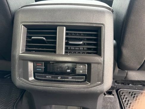 Used 2021 Volkswagen Atlas SE AWD/4WD image 14