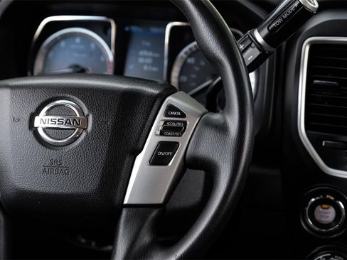 Used 2019 Nissan Titan S w/ S Utility Package image 14