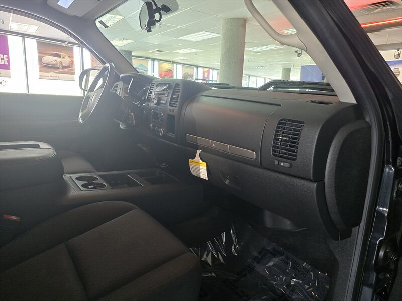 Used 2012 GMC Sierra 1500 SLE w/ Power Tech Package AWD/4WD image 13