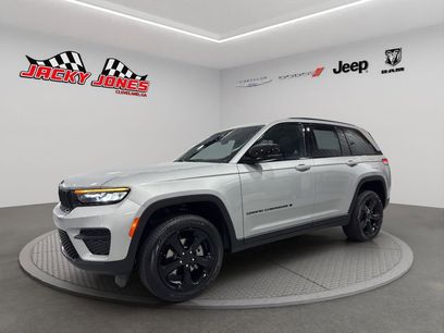 New 2025 Jeep Grand Cherokee Altitude