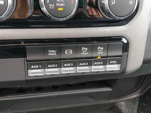 New 2025 RAM 4500 Tradesman w/ Chrome Appearance Group image 25