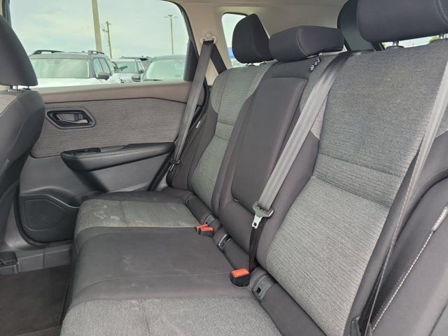 Used 2021 Nissan Rogue S FWD image 14