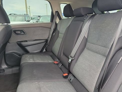 Used 2021 Nissan Rogue S FWD image 14
