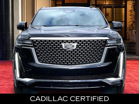 Used 2023 Cadillac Escalade ESV Premium Luxury AWD/4WD image 3