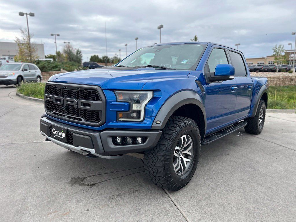 Used 2017 Ford F150 Raptor w/ Equipment Group 802A Luxury AWD/4WD image 3