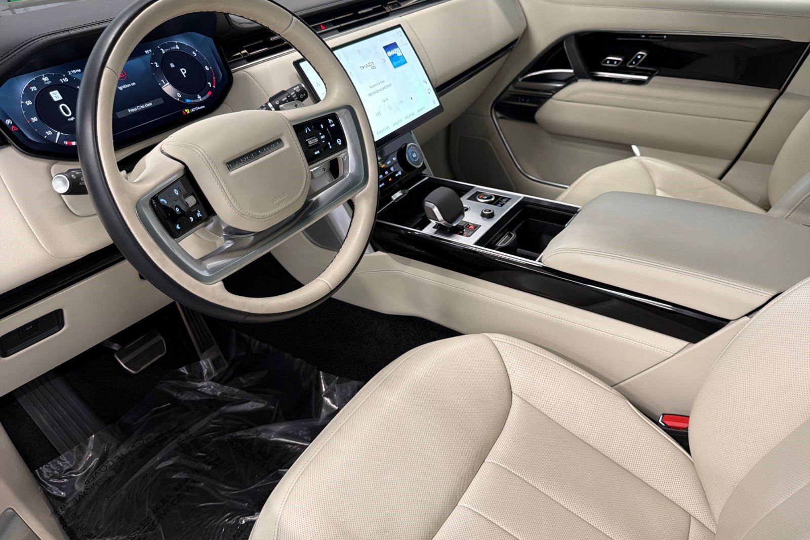 Certified 2023 Land Rover Range Rover SE AWD/4WD image 4