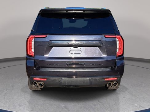 Used 2023 GMC Yukon Denali Ultimate AWD/4WD image 6