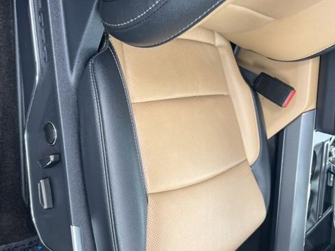 Used 2022 Ford F150 Lariat w/ Equipment Group 502A High image 25