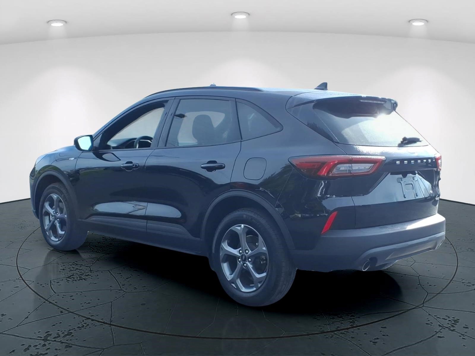 Used 2025 Ford Escape ST-Line AWD/4WD image 5